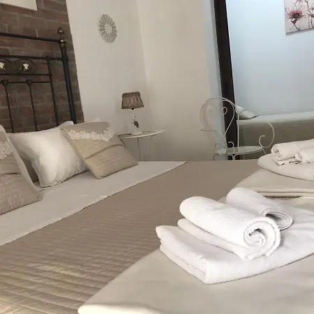 Bed and Breakfast La Mansarda 3*
