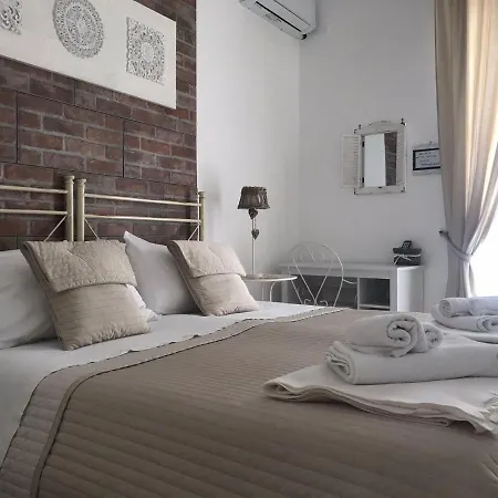 Bed & Breakfast La Mansarda 3*
